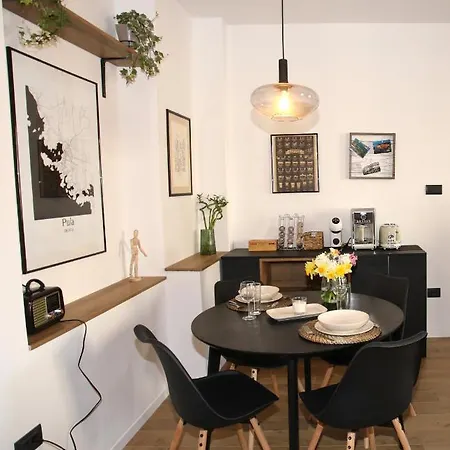 Incis Next To The Amphitheather Appartement *