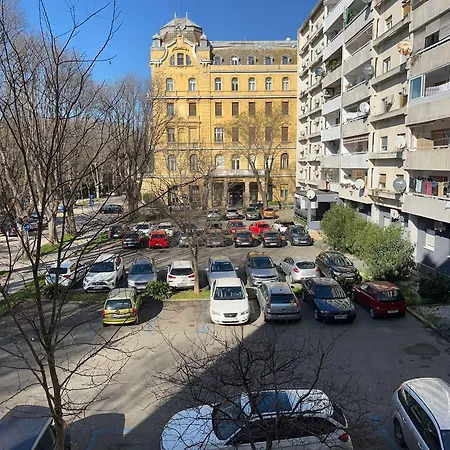 Incis Next To The Amphitheather Apartmán