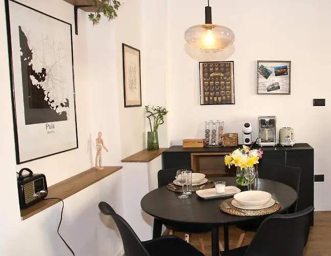 Incis Next To The Amphitheather Διαμέρισμα *