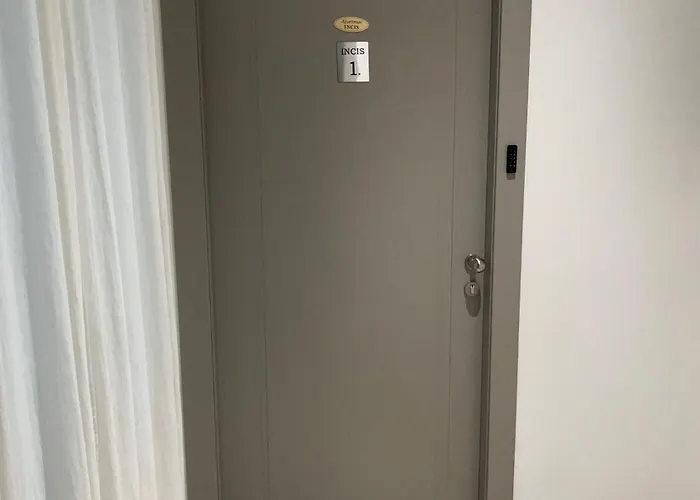 Incis Next To The Amphitheather Διαμέρισμα *