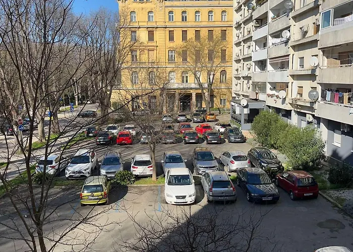 Incis Next To The Amphitheather Appartement